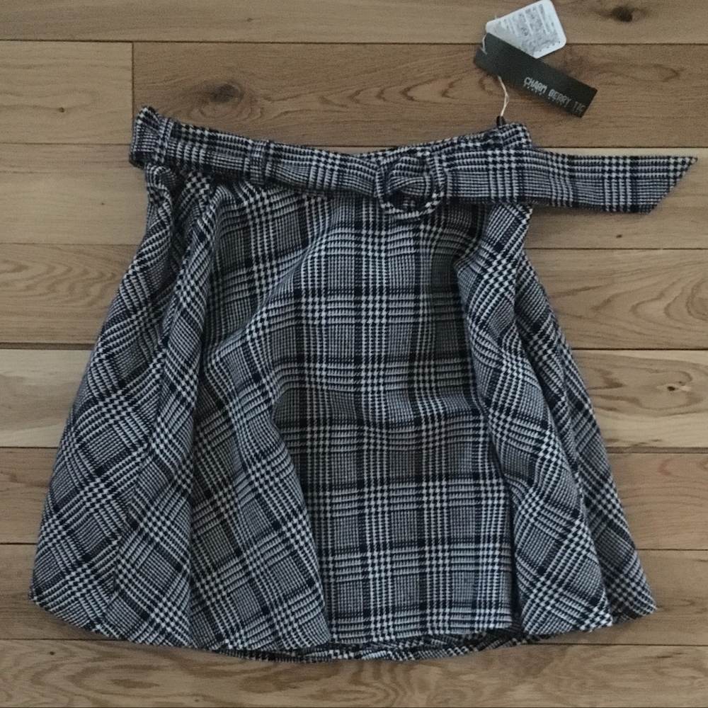 NWT A-line plaid skirt
